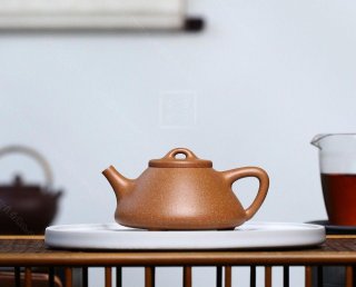 《子冶石瓢》 《子冶石瓢》