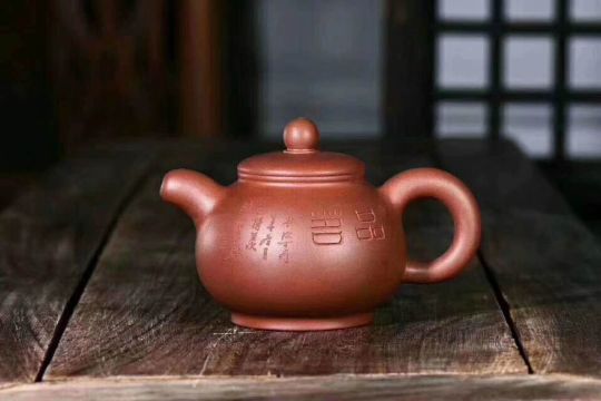 《德?！芬伺d紫砂壺陳順培原礦玉砂料全手工茶壺